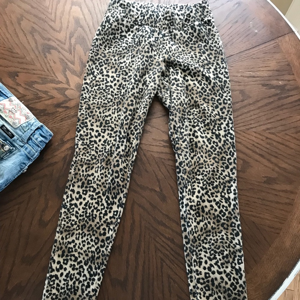 GUESS cheetah leggings